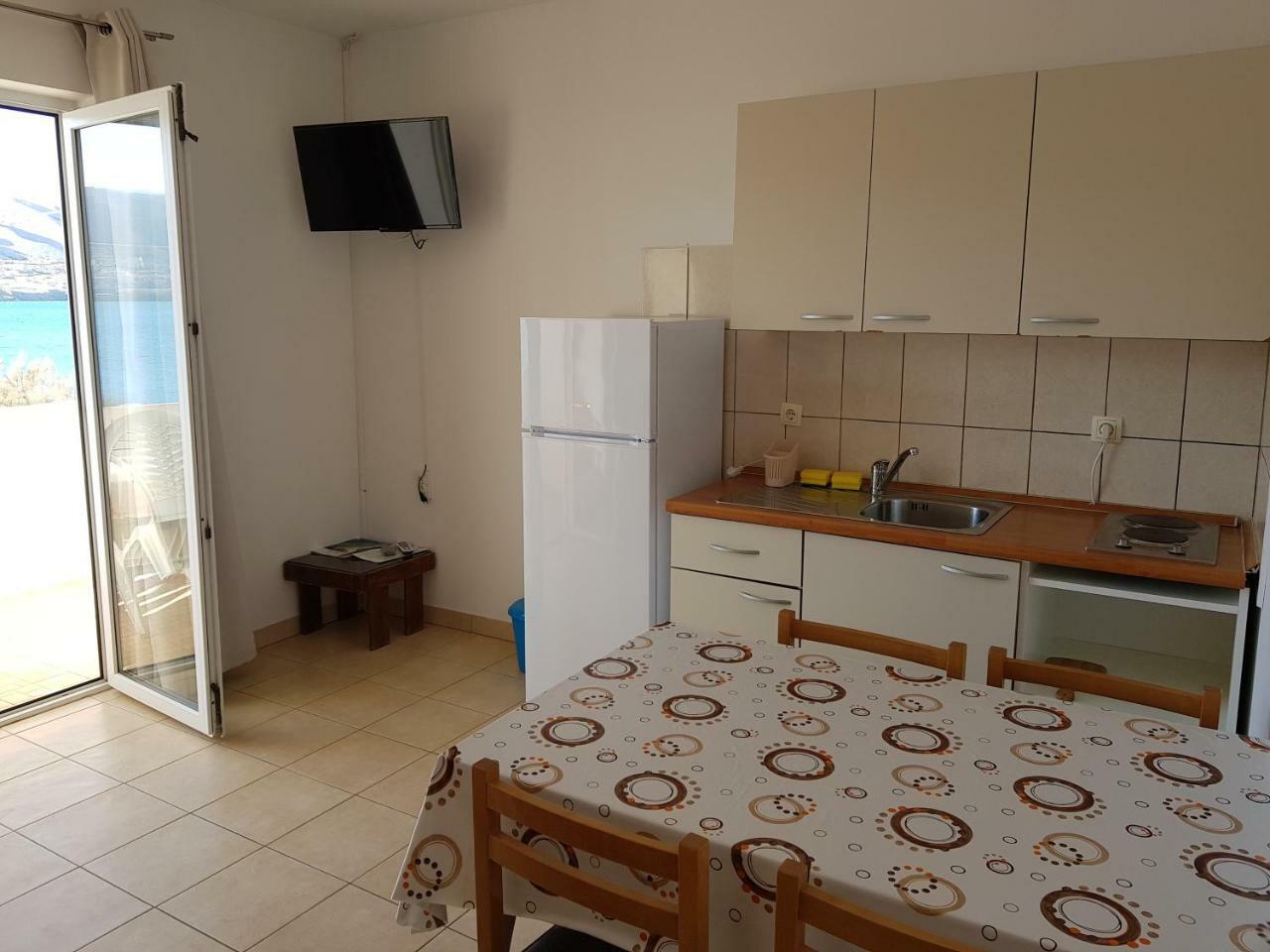Snjezana Apartment *